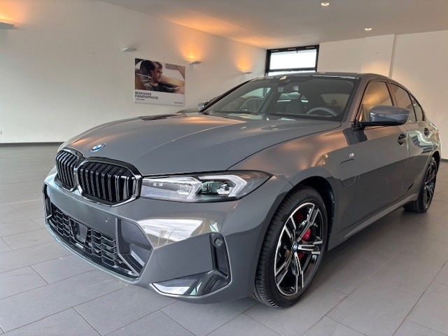 BMW 330e xDrive Limousine M Sportpaket
