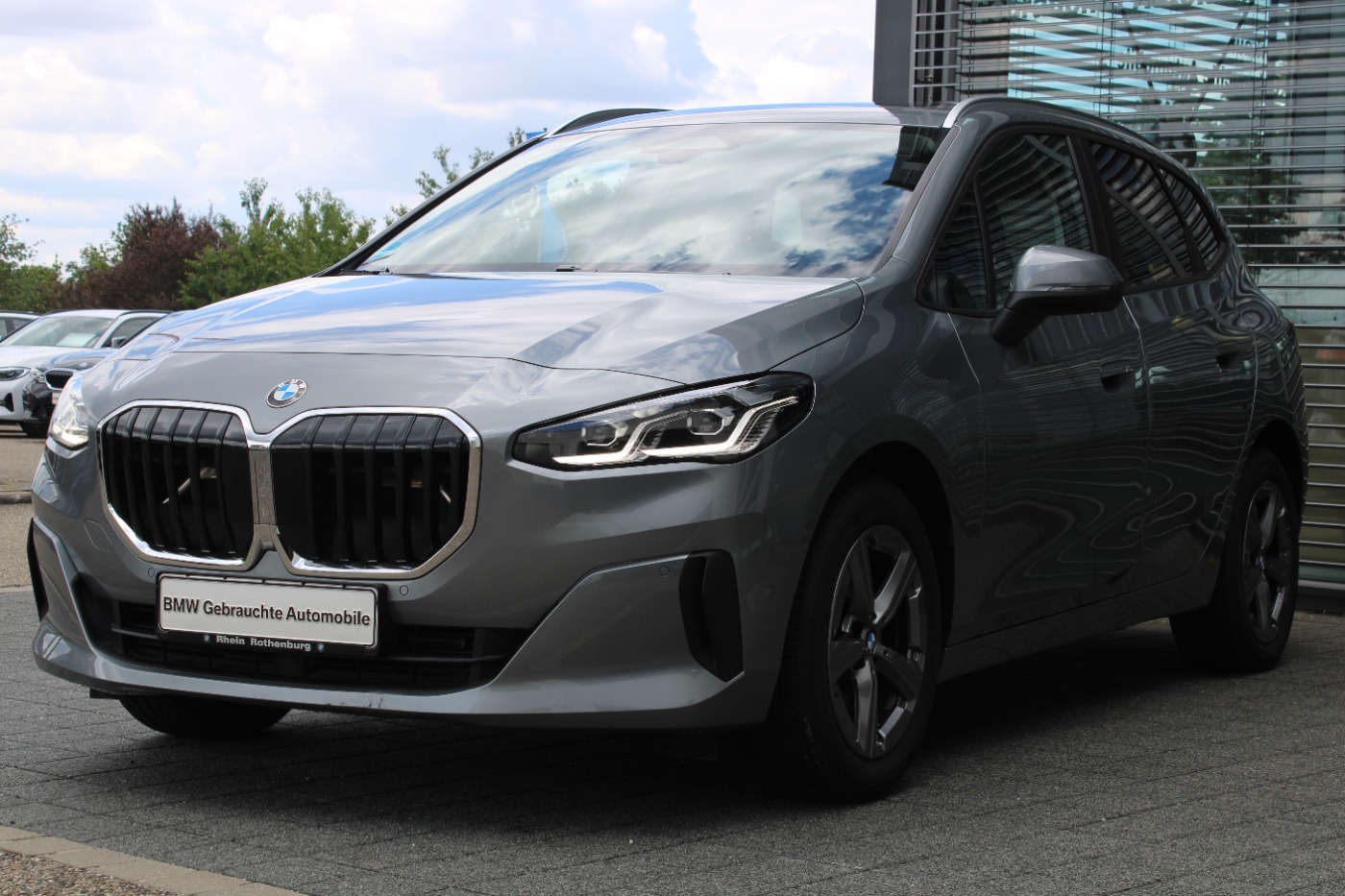 BMW 218d Active Tourer Navi LED Pano Kamera DAB SH