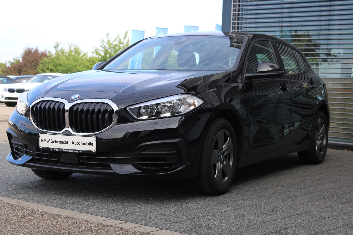 BMW 118i 5-Türer Advantage Navi PDC DAB SH Tempomat