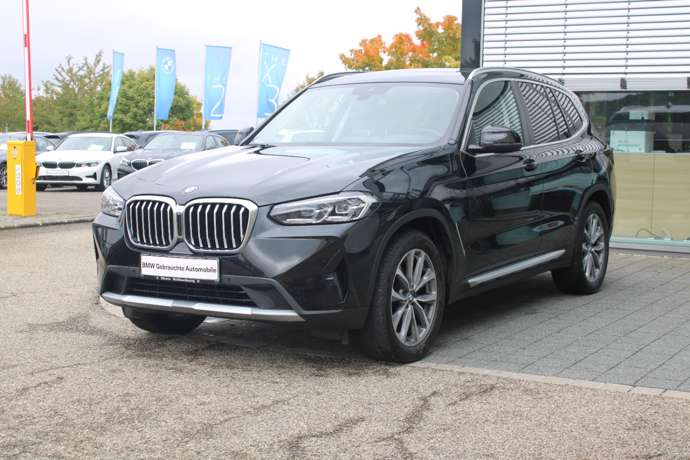 BMW X3 xDrive20d Standhzg Navi LED LIVE Pano Kamera