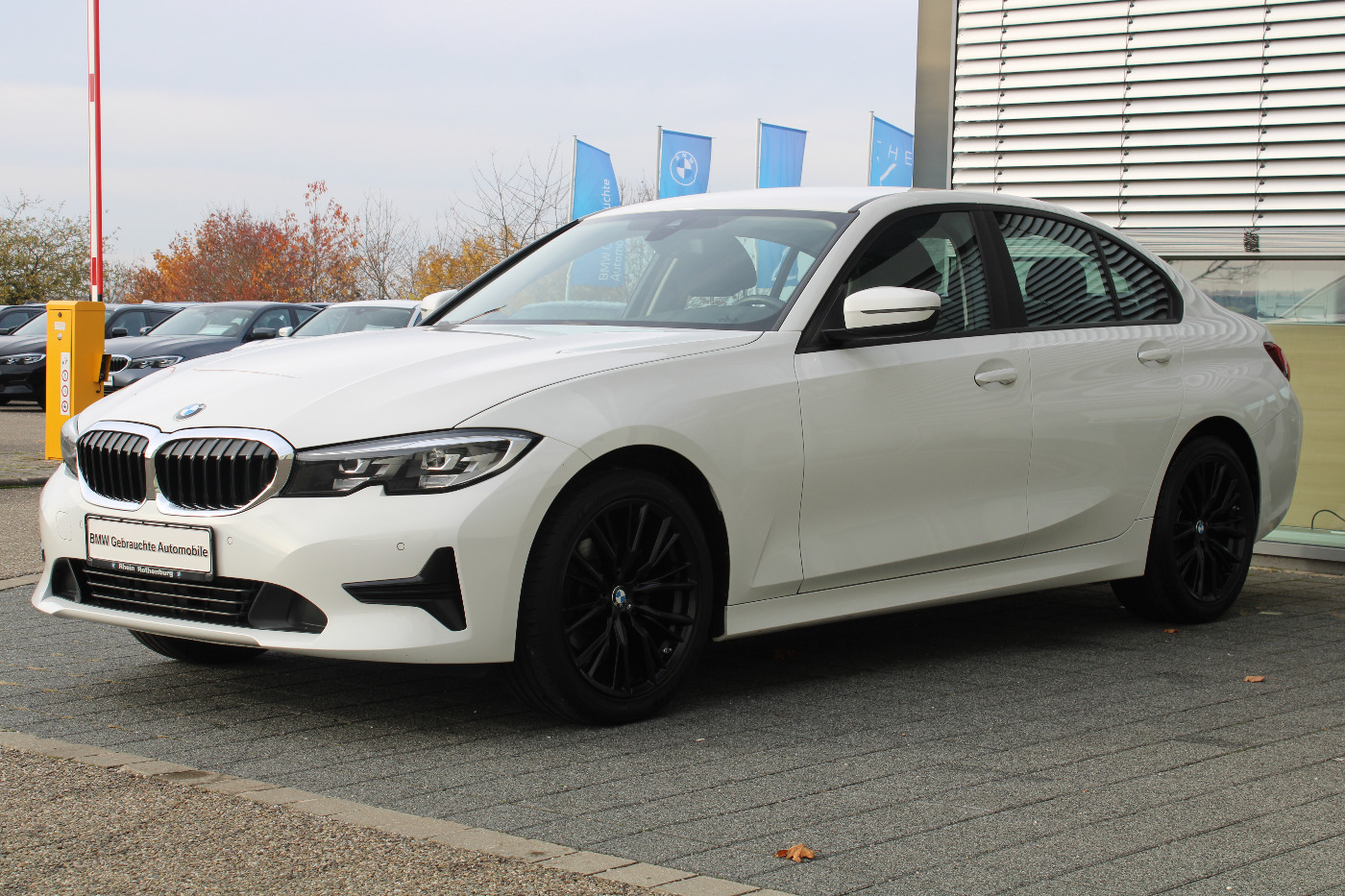 BMW 318i Limousine Advantage LED PDC DAB Tempomat SH