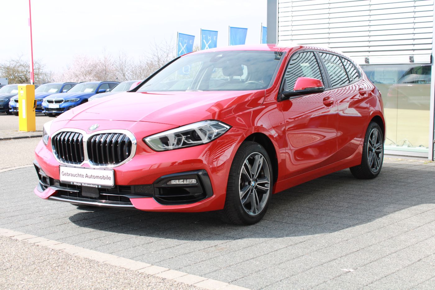 BMW 118i 5-T&uuml;rer Sport Line Navi LED Kamera DAB SH