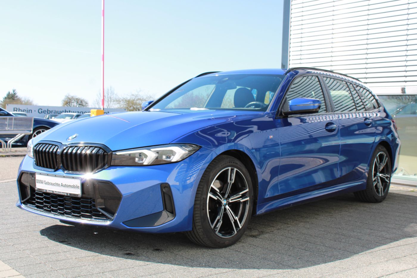 BMW 320d xDrive Tour M Sport Navi LED AHK PDS CH DAB