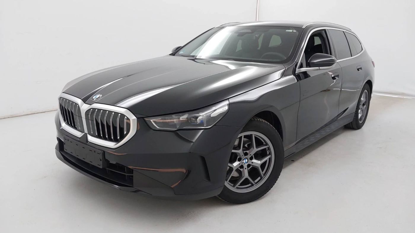 BMW 520d Tour. NaviProv AHK Driving Assist