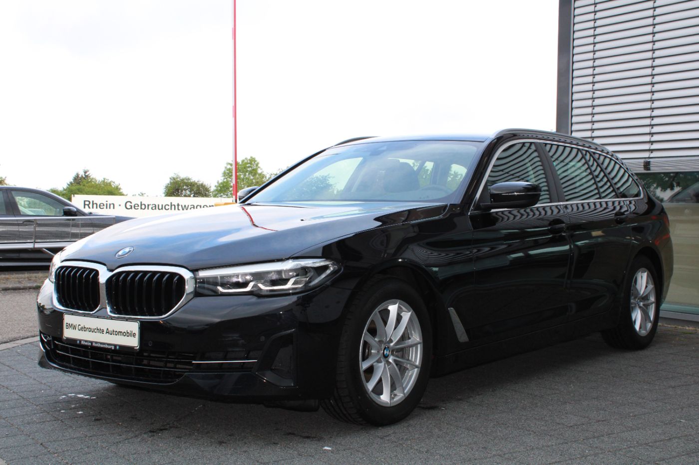 BMW 520i Touring Navi LED Kamera SH LIVE Tempomat SH