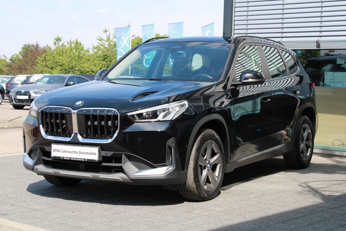 BMW X1 xDrive20d Navi LED AHK Kamera SH Tempomat DAB