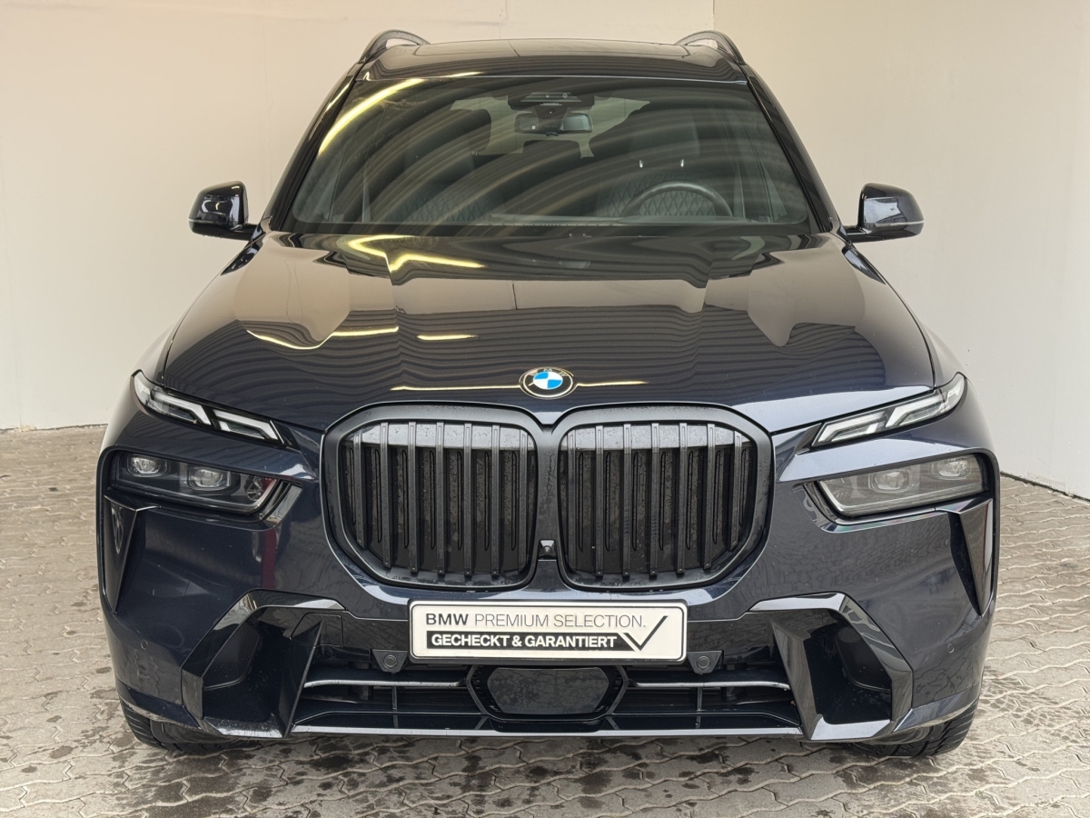 BMW X7 xDrive40iA M Paket T O P  -  Ausstattung!!!