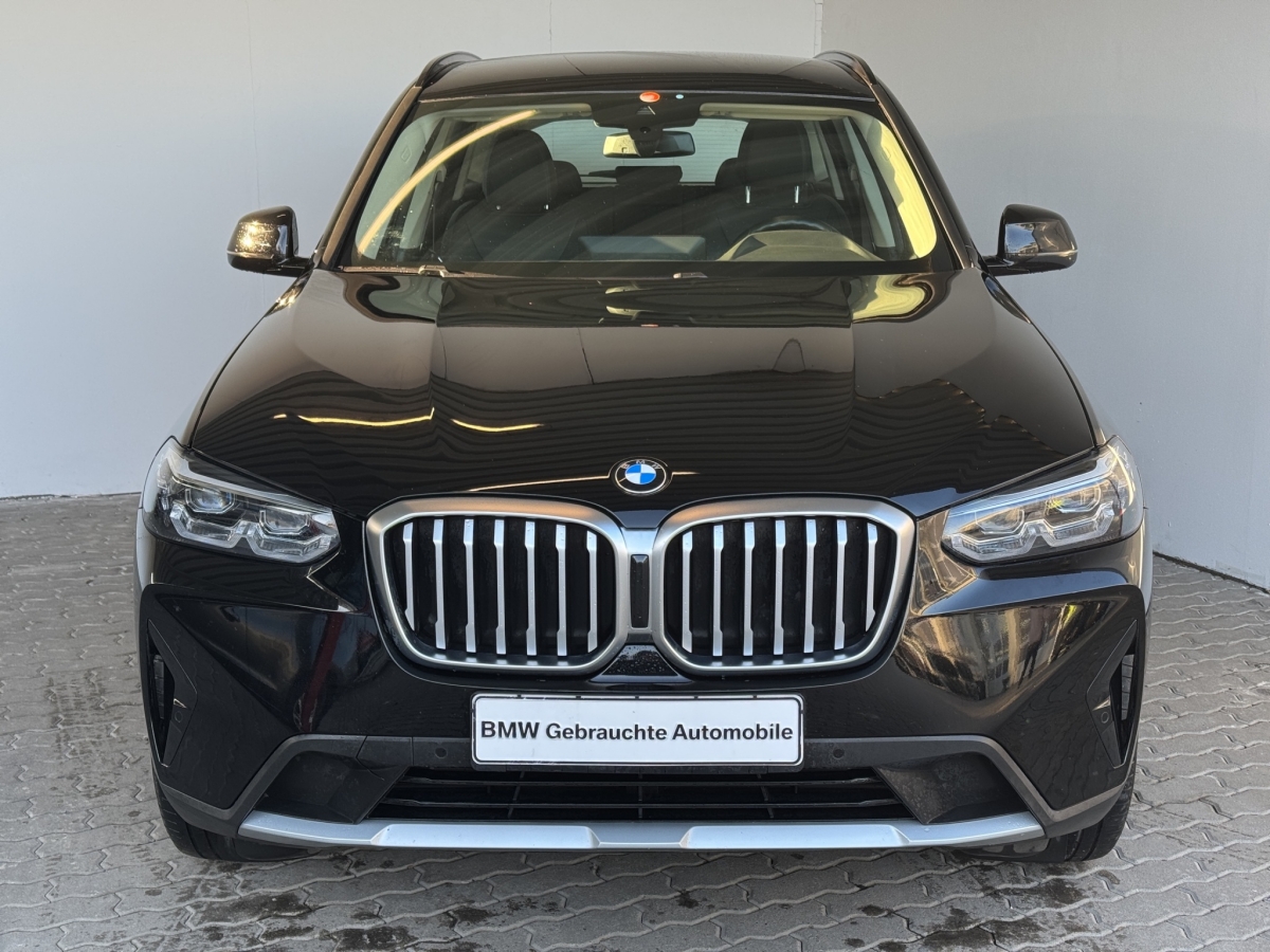 BMW X3 xDrive30iA LiveCock.Sportsz.ParkAss.SHZ.DAB.