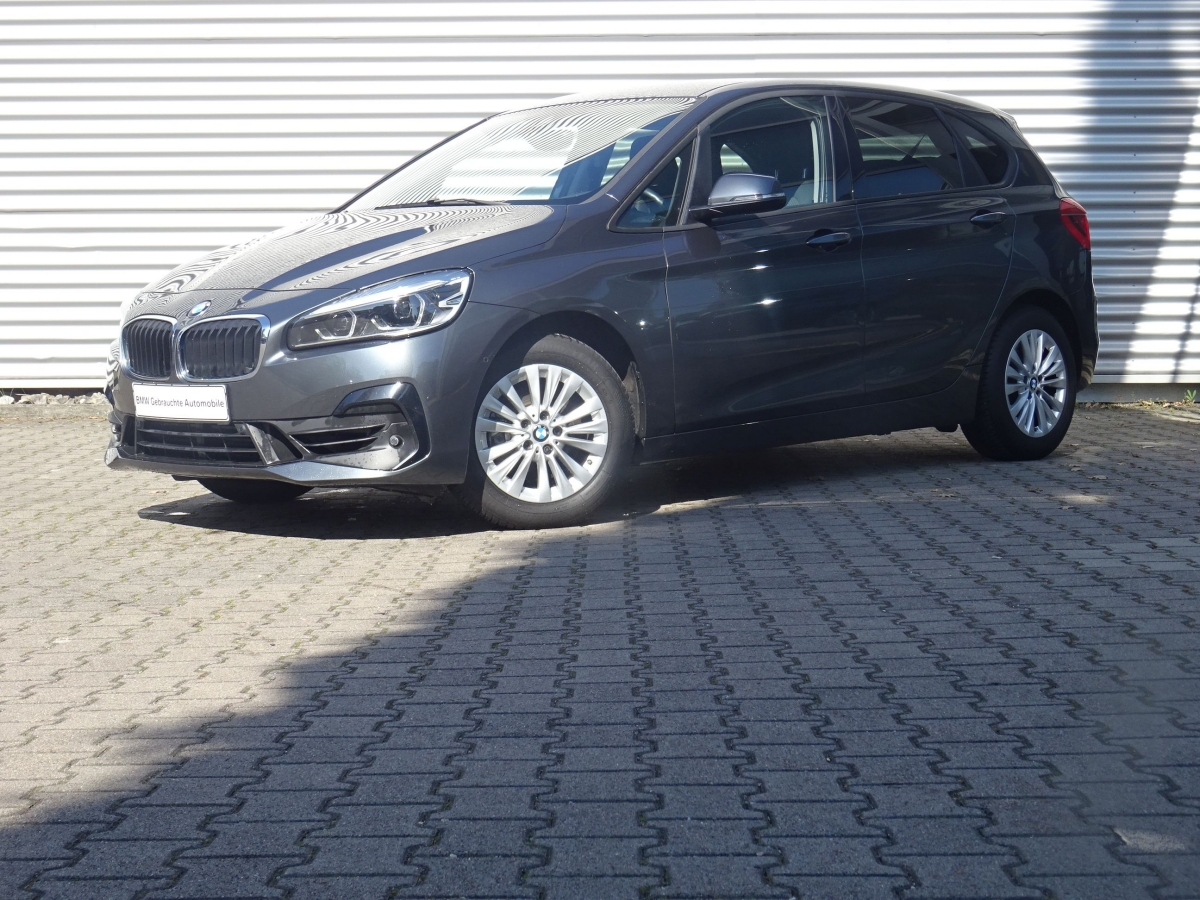 BMW 220i Active Tourer Advantage LED Navi Kamera AHK