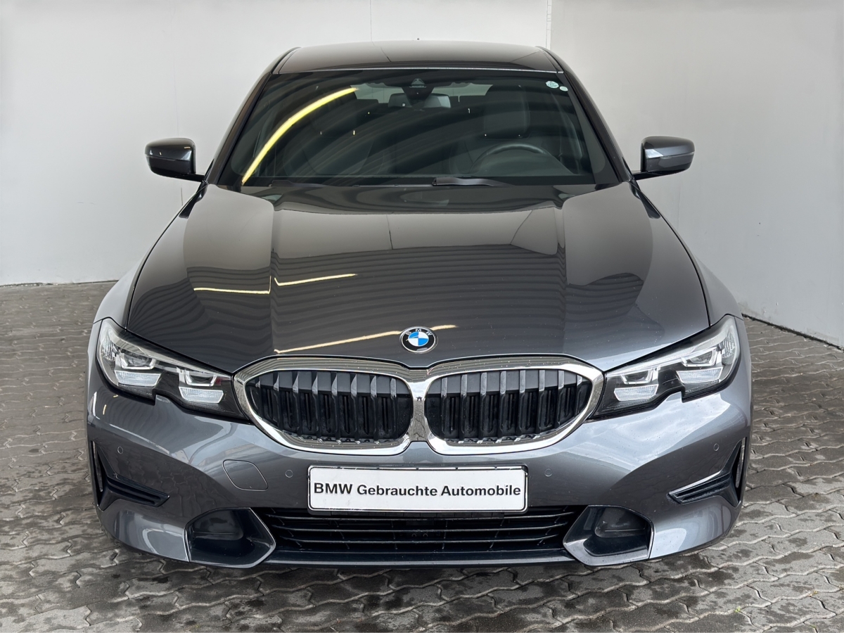 BMW 320dA Lim. Sport Line LiveCock.PDC.SHZ.DuLa.DAB
