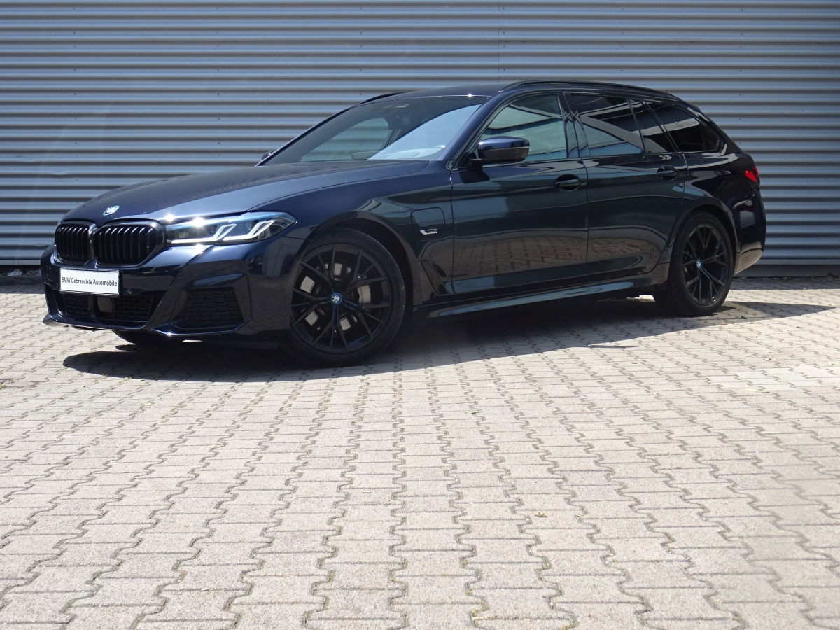 BMW 530e xDrive Tour. M Sport Laser HuD HiFi 360 SH