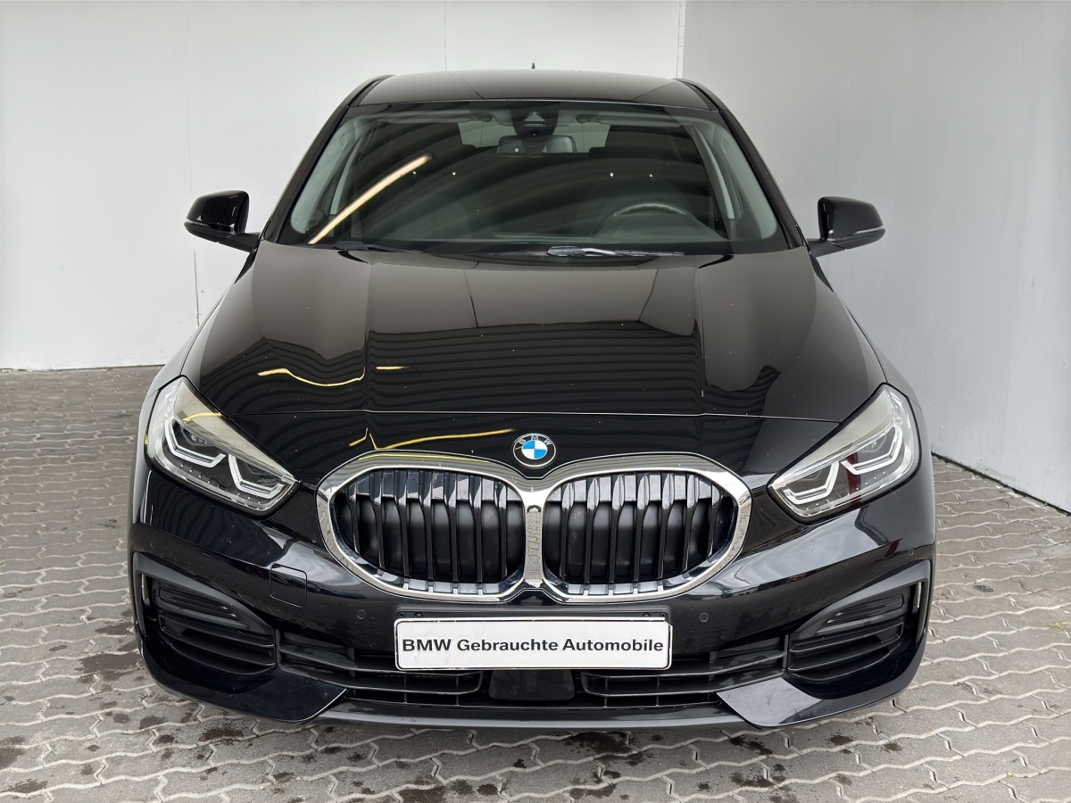 BMW 118iA 5-trg. LED.NaviProf.AHK.RFK.Sonnenschutz.
