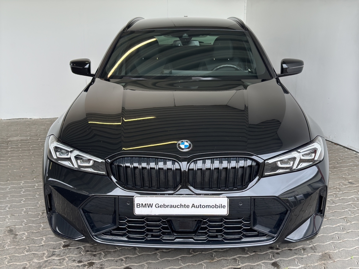 BMW 330iA xDrive Tour. M Sport LiveCock.ACC.ParkAss.