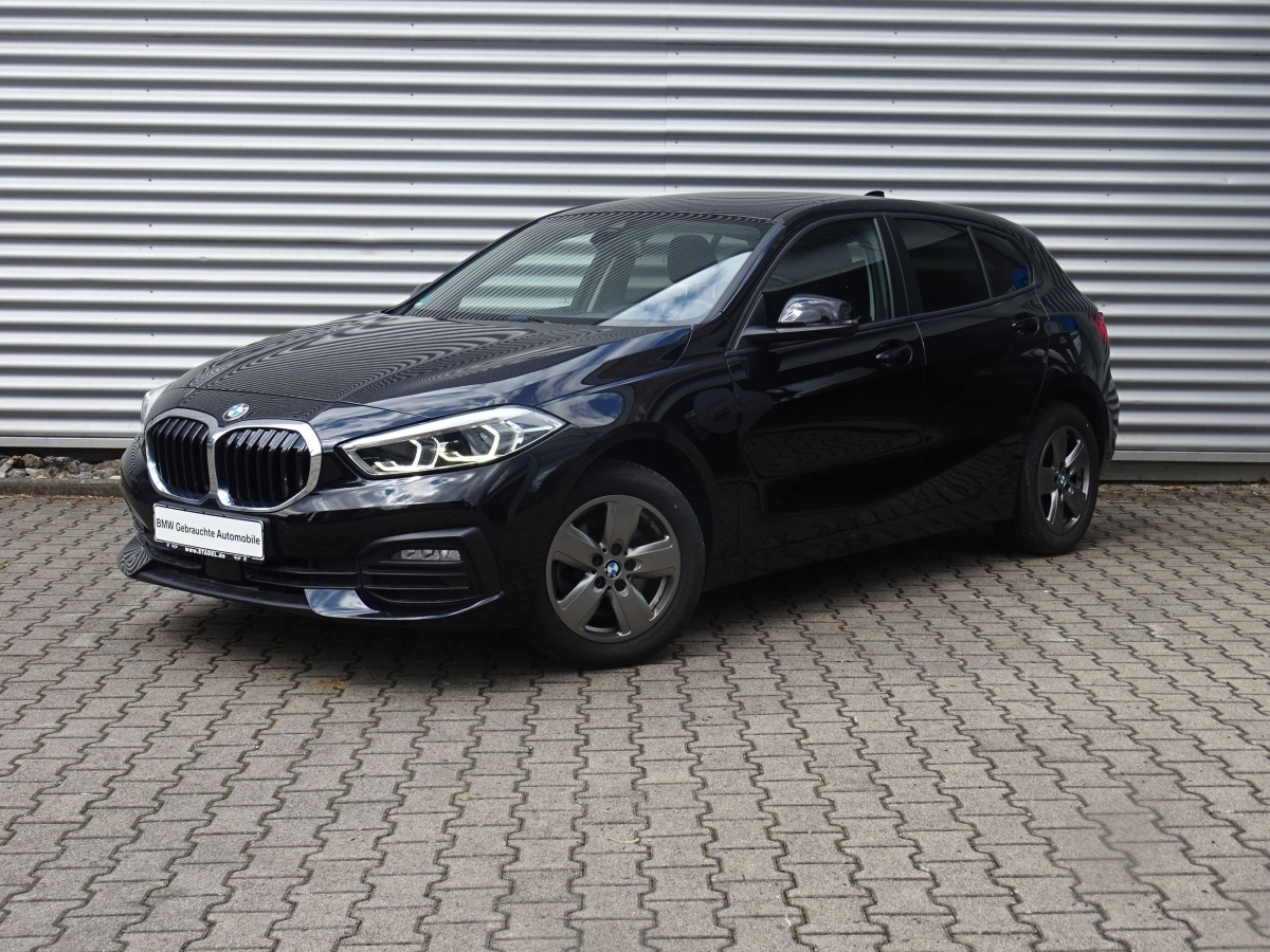 BMW 118i Lim. Advantage LED HuD Navi CarPlay AHK SH