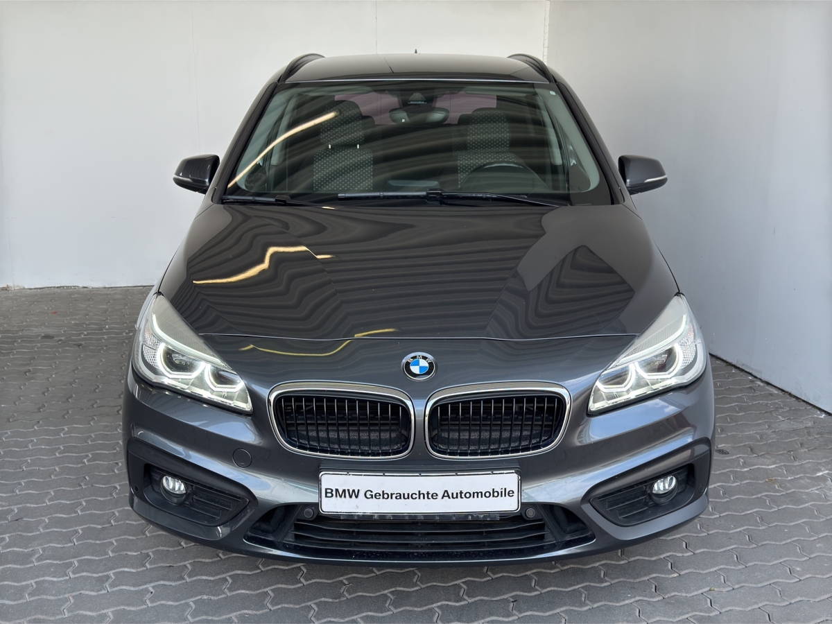 BMW 220i Active Tourer Advantage Navi.LED.RFK.PDC.SH