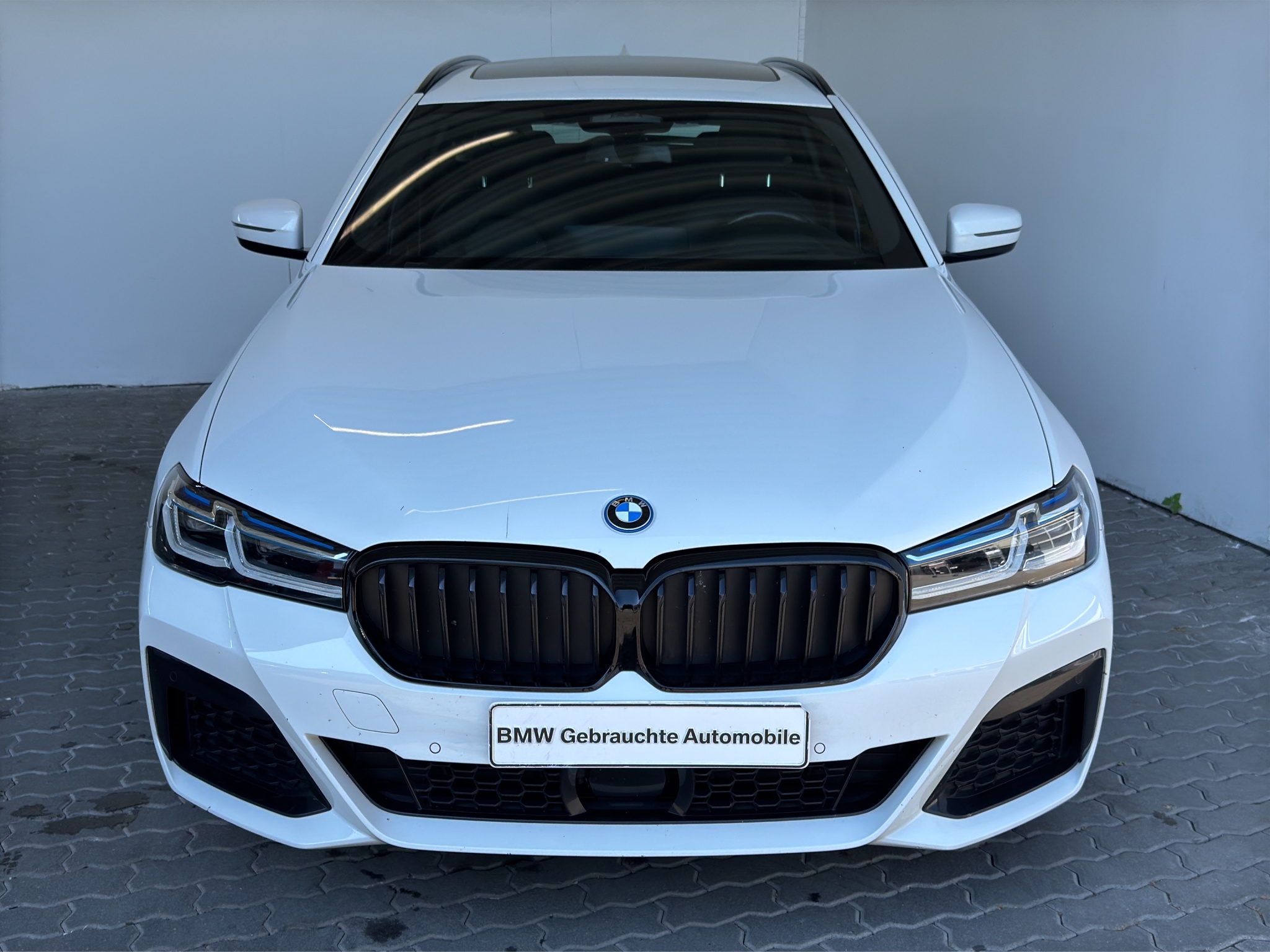 BMW 530e xDrive Tour. M Sport LiveCock.Laser.HUD.AHK