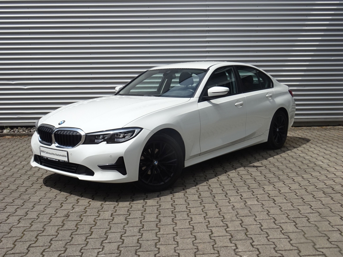 BMW 318i Lim Advantage LivePro CarPlay/Android LM SH