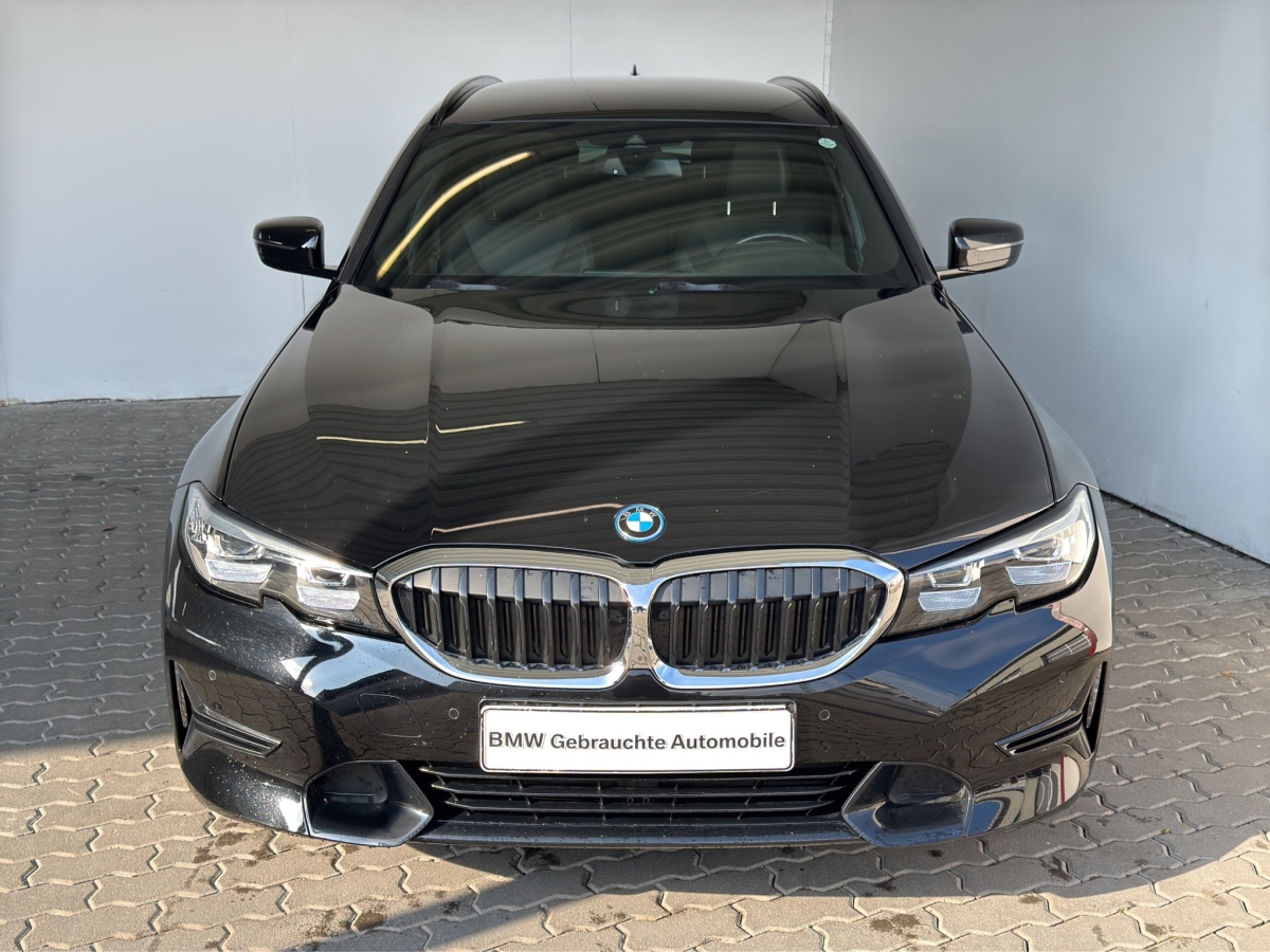 BMW 320e Tour. Sport Line Navi.LED.Sport-LR.KomfZg