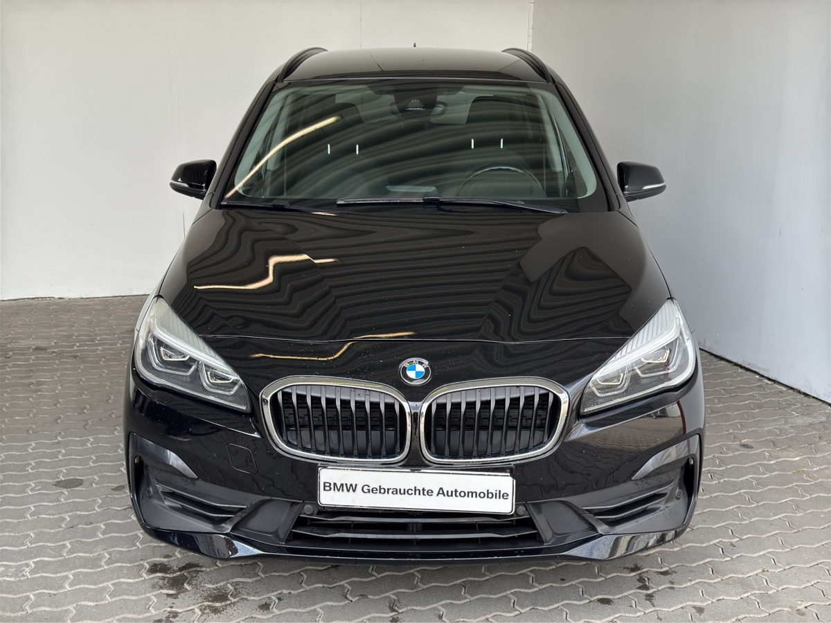 BMW 218d Gran Tourer Navi.LED.AHK.ParkAssist.7-Sitz