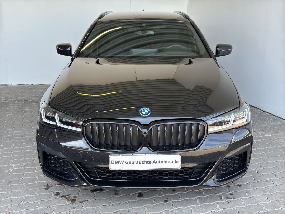 BMW 530e xDrive Tour. M Sport LiveCock.LED.AHK.ParkA