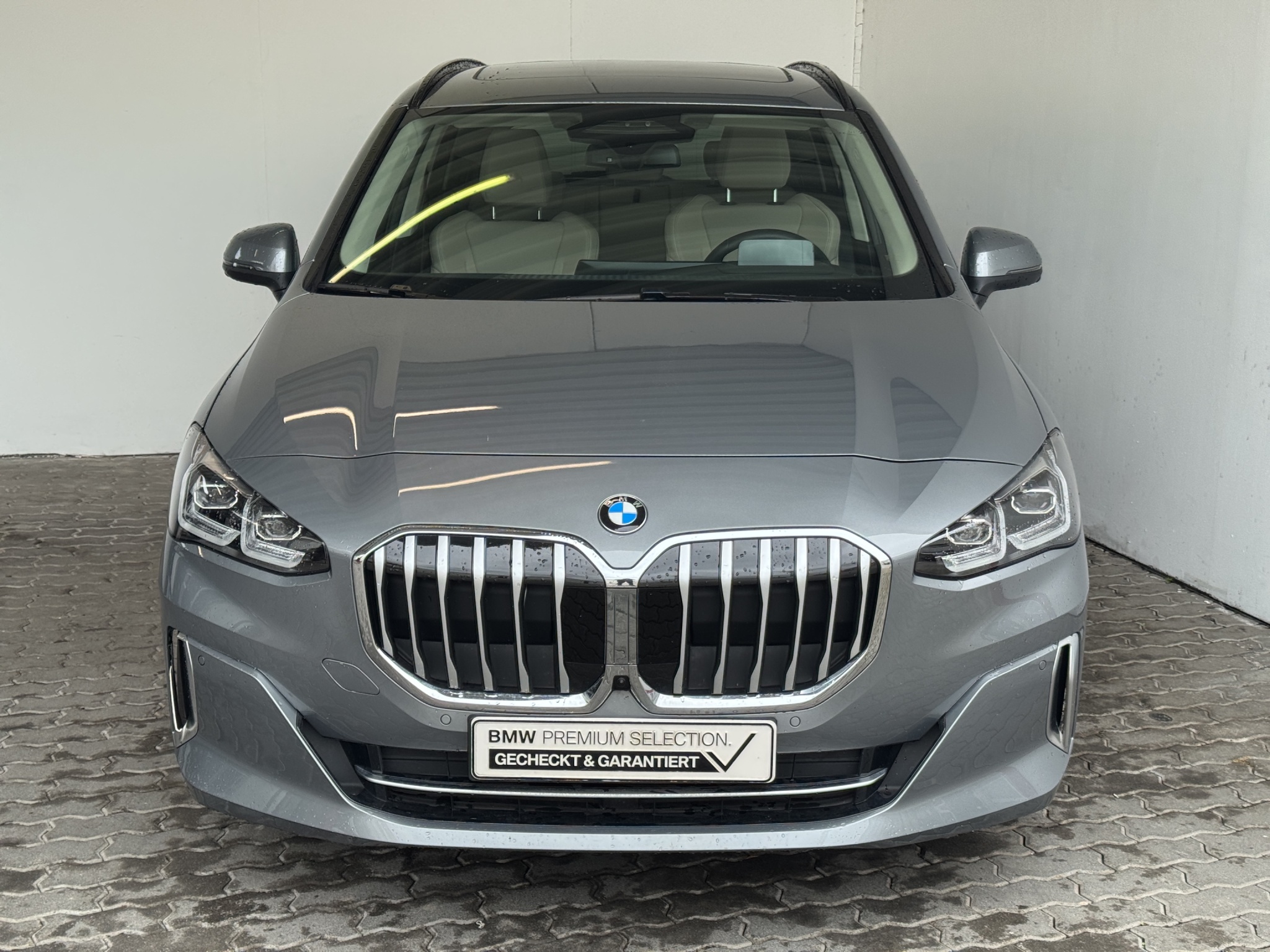 BMW 218dA Active Tourer Luxury Line LiveCock.HUD.AHK