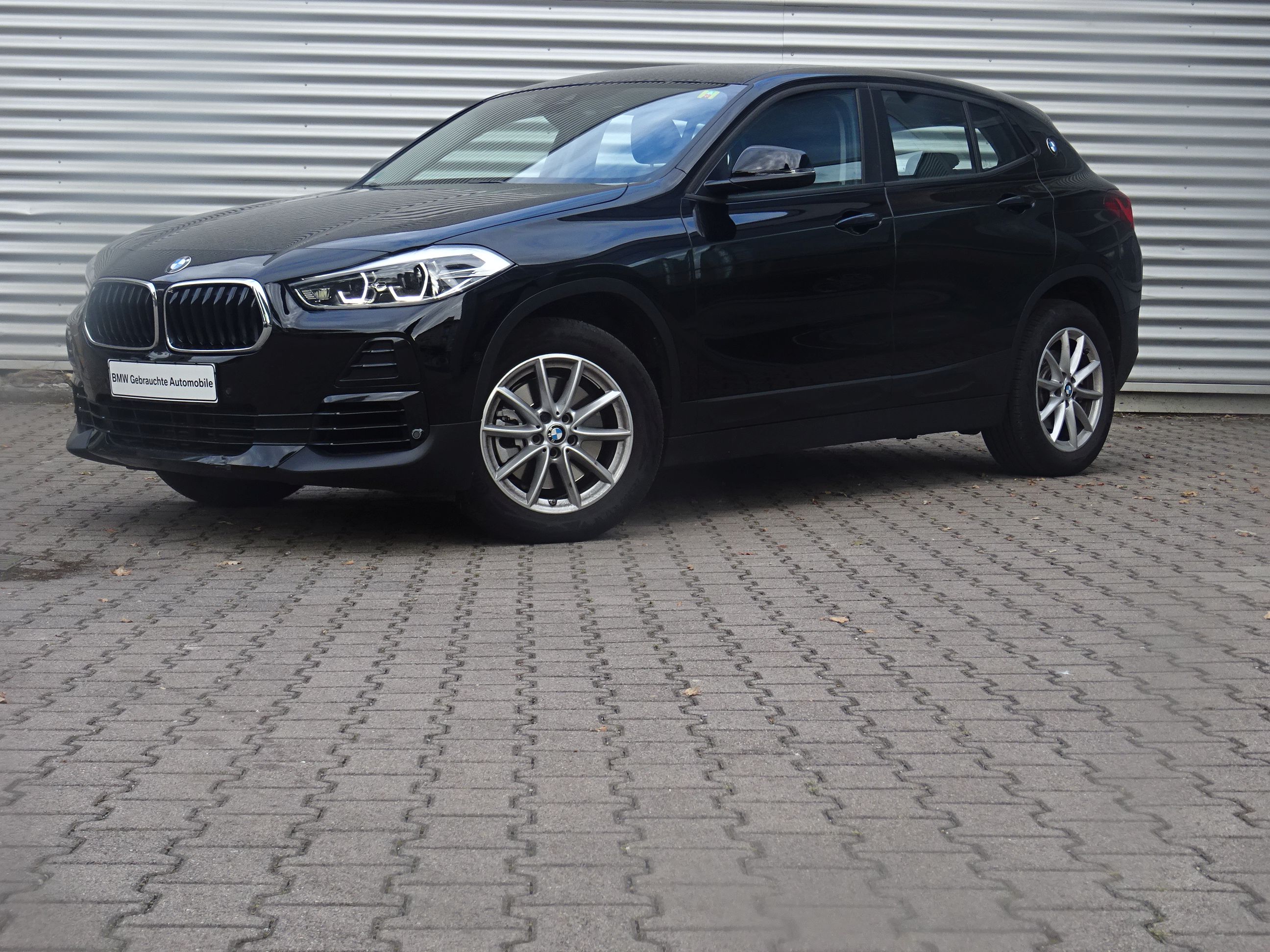 BMW X2 xDrive20i Advantage Kamera LED erw. Navi PDC