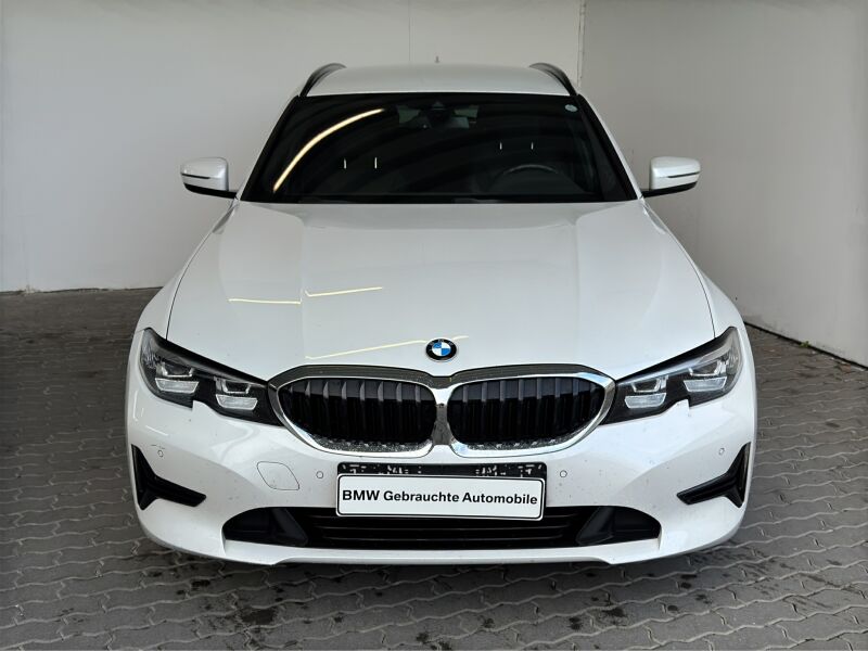 BMW 320d Tour. Advantage Navi.LED.DriveAs.AHK.HiFi