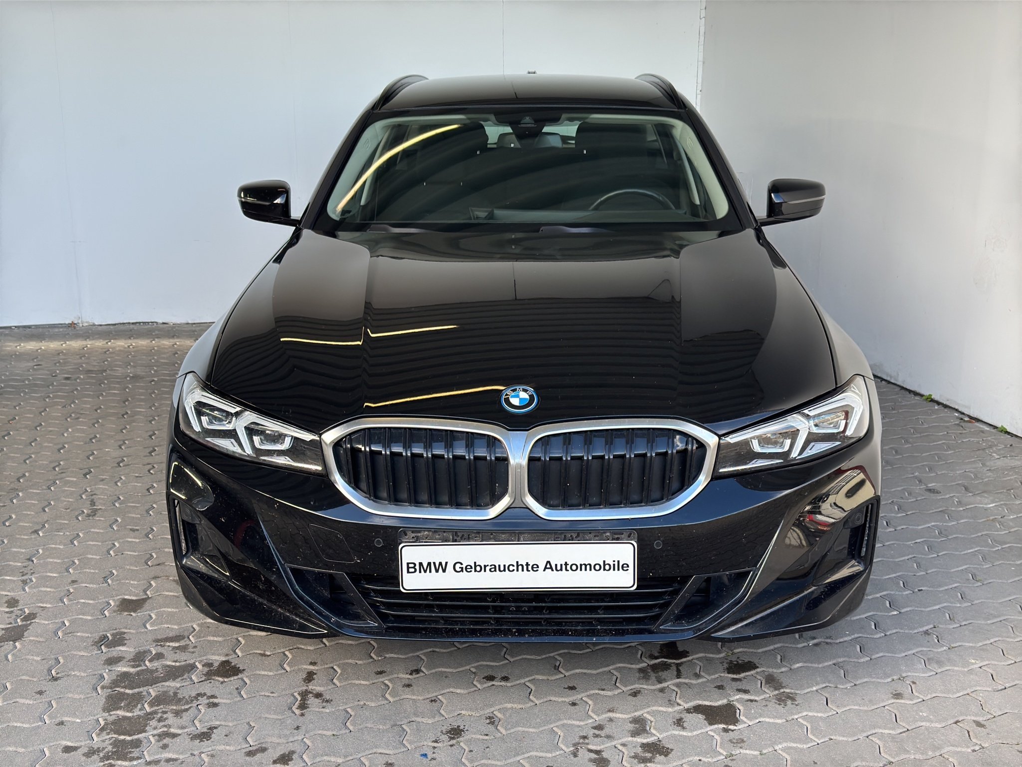 BMW 320e Tour. Navi.PDC.Tempo.SHZ.Klimaaut.RDA.DAB.