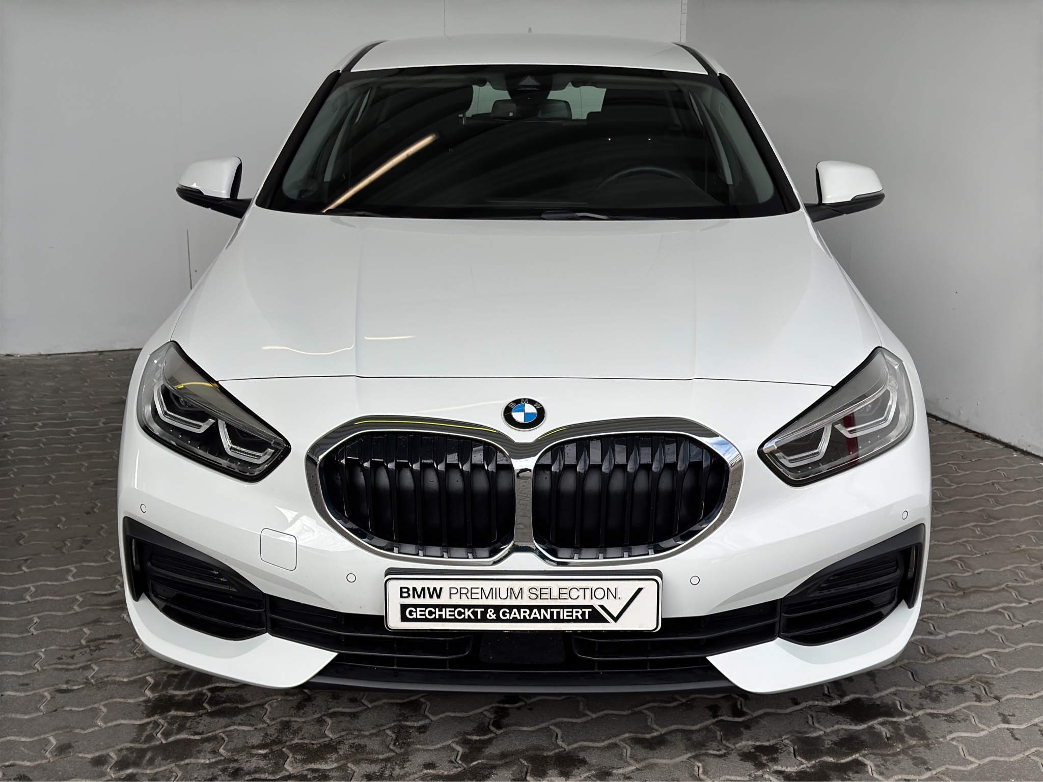 BMW 116iA 5-trg. Advantage LiveCock.LED.PDC.SHZ.MFL.