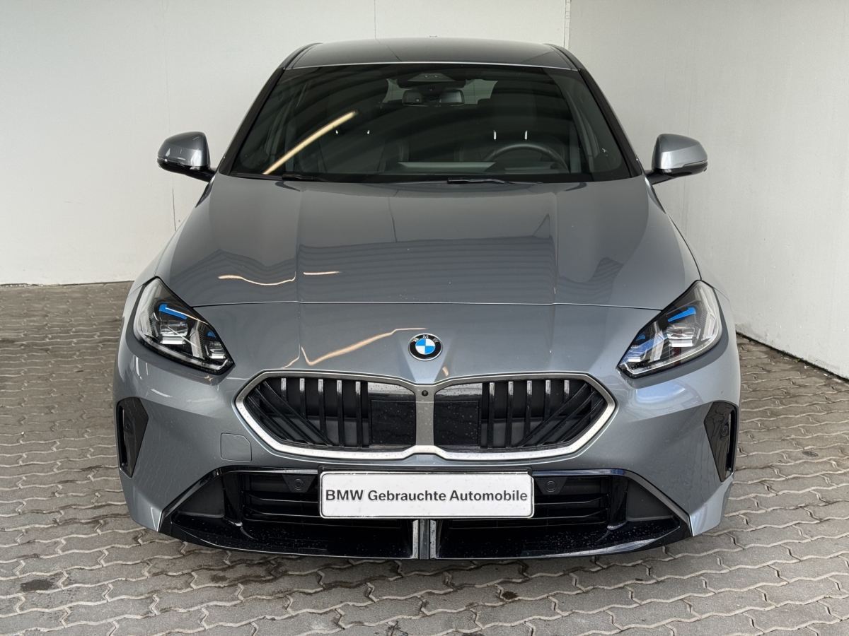 BMW 120 Limousine M Sport Navi.LED.HuD.360.AHK.DrAs