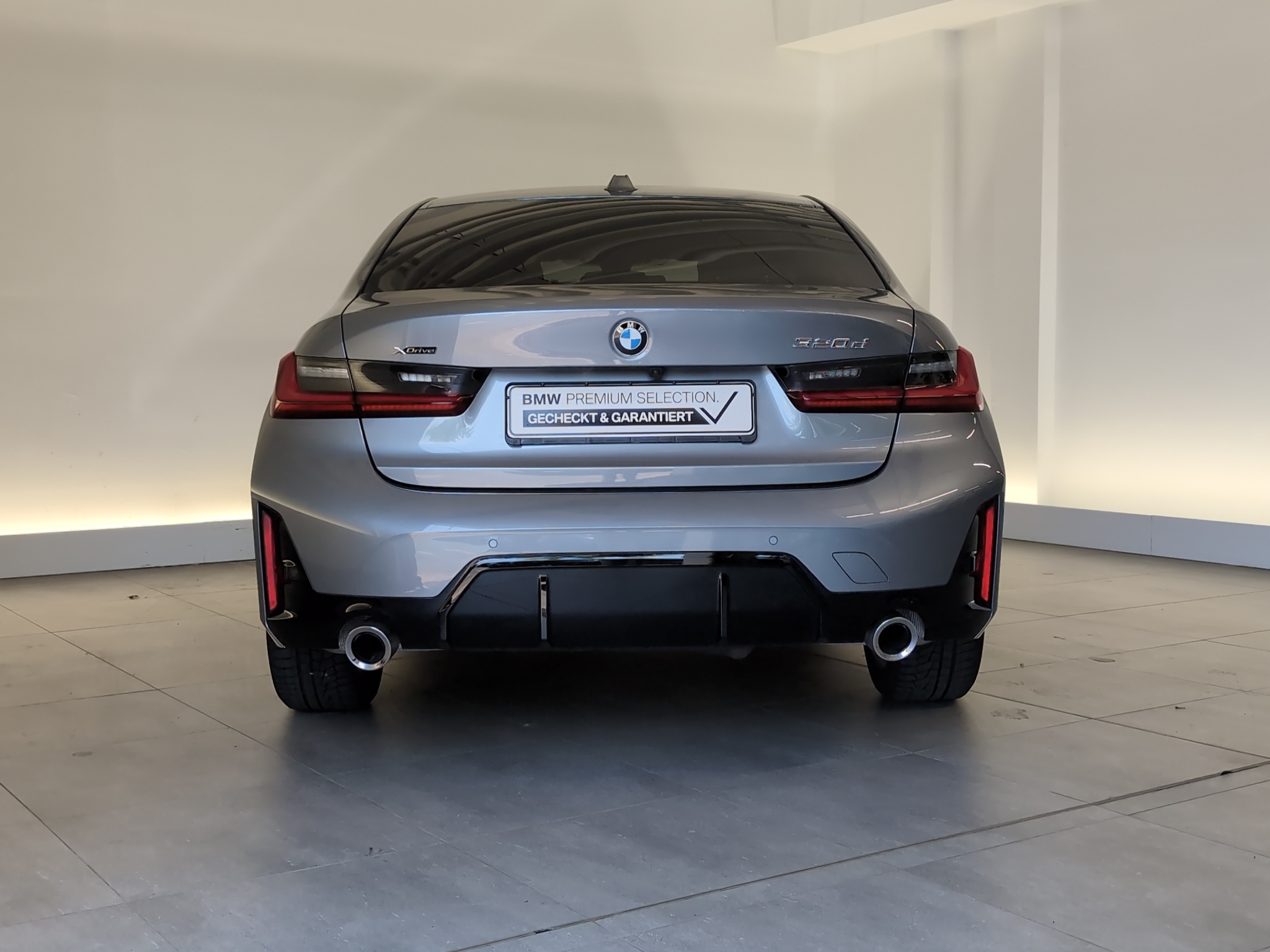 BMW 320d xDrive Limousine M Sportpaket DAB/SHZ