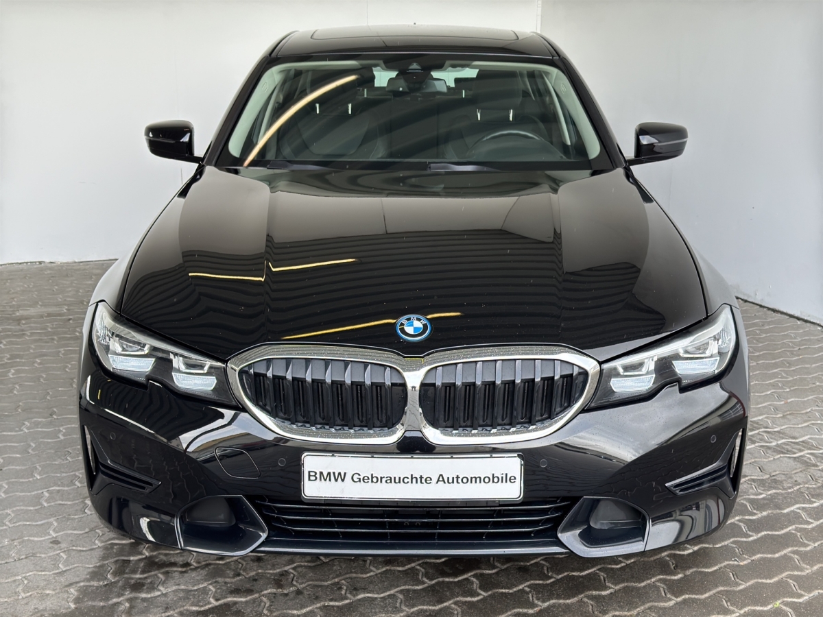 BMW 320eA Lim. Sport Line