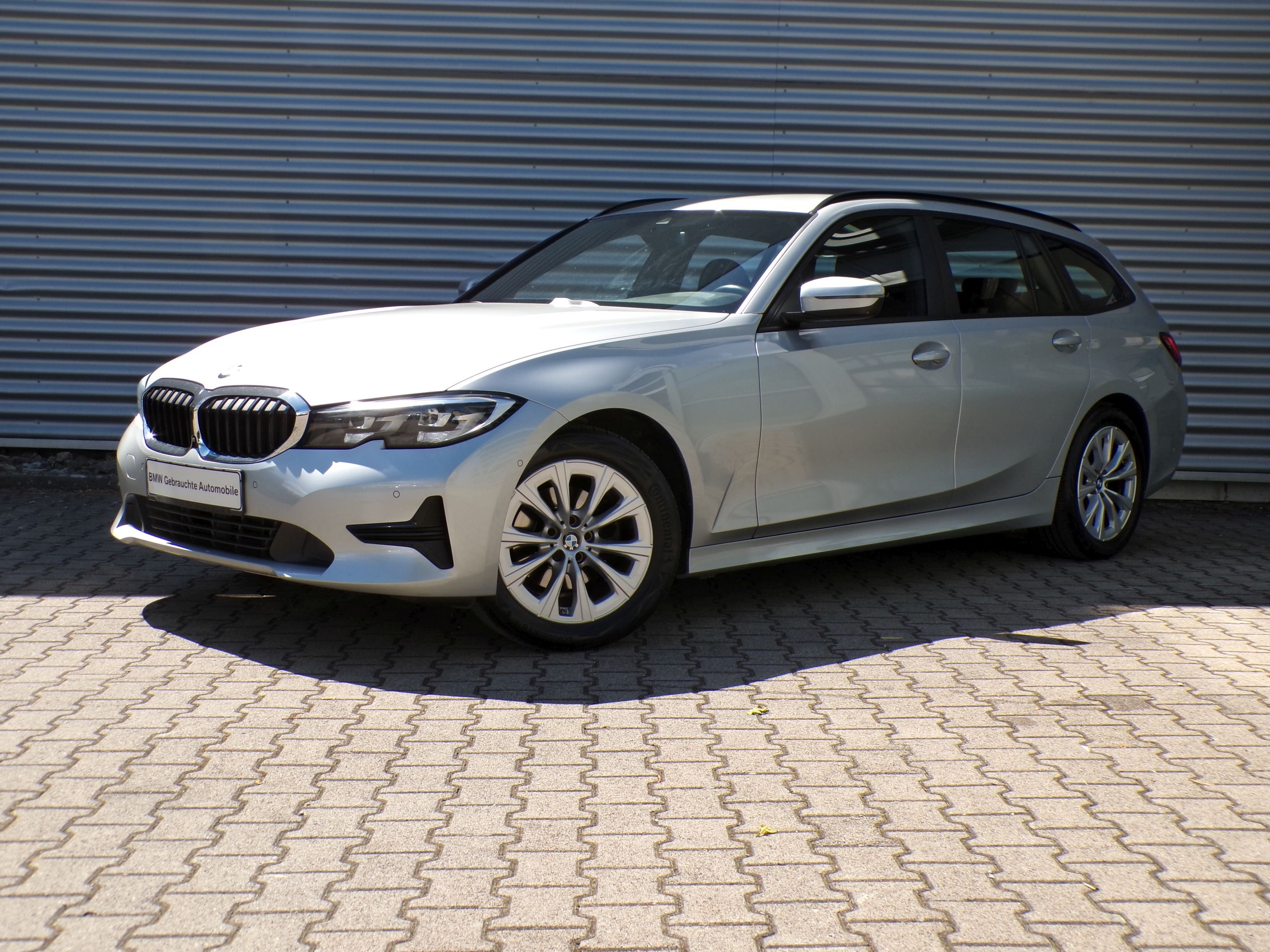 BMW 320d Tour. Advantage LivePro HiFi-h/k 360 AHK