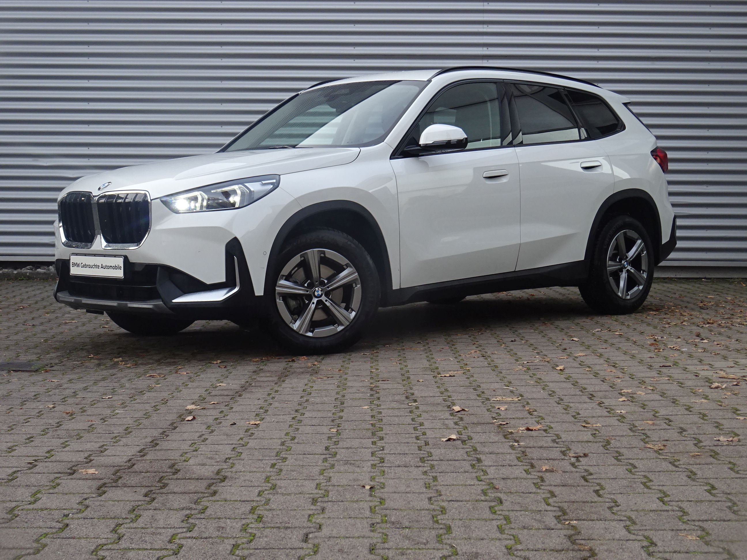 BMW X1 sDrive18i Premium-Paket adLED Kamera SH LM