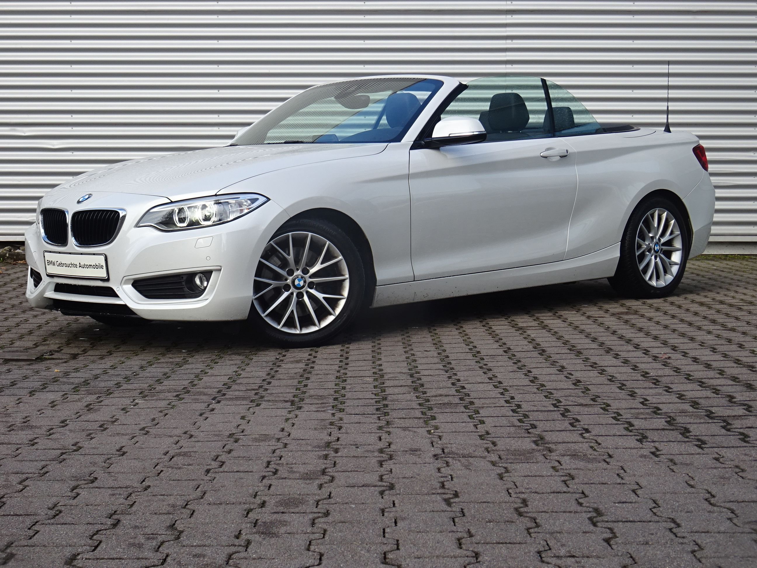 BMW 228i Cabrio Advantage Xenon Navi HiFi elSitze SH