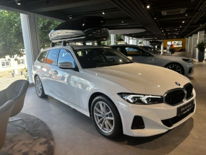 BMW 320i 5-T&uuml;rer +Live Cockpit PLUS+