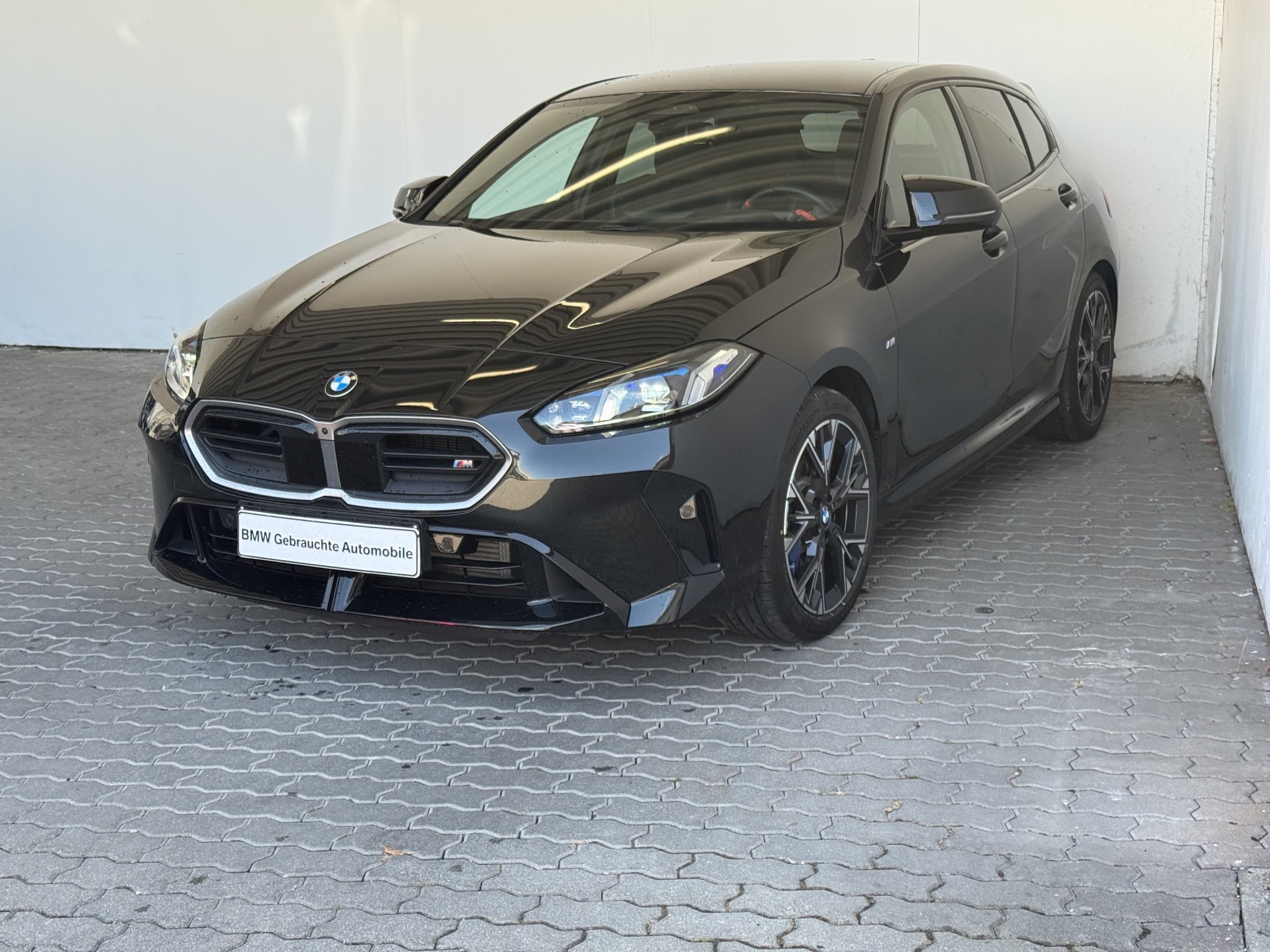 BMW M135 xDrive Navi.LED.HuD.ACC.360.KomfZg.HiFi