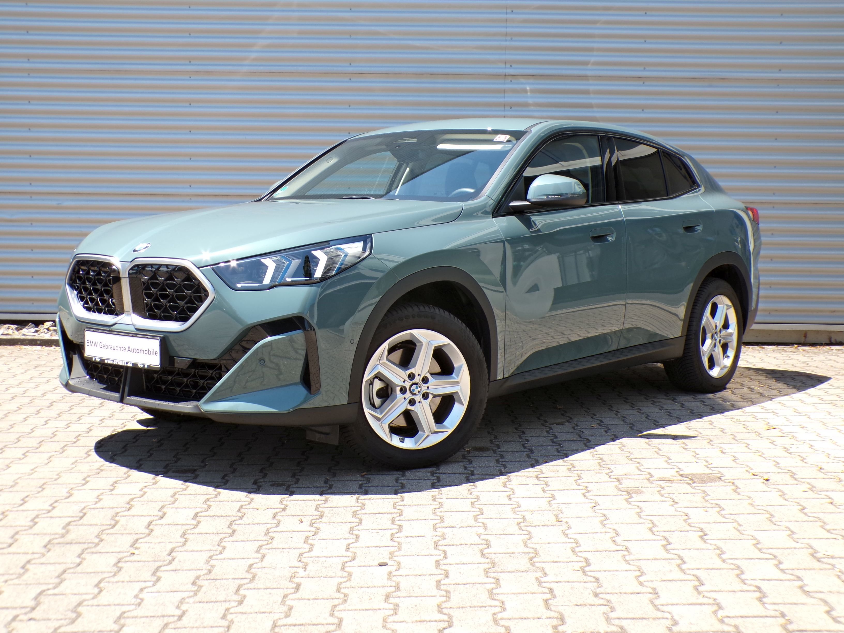 BMW X2 sDrive20i Comfort+Premium-Paket h/k AHK adLED