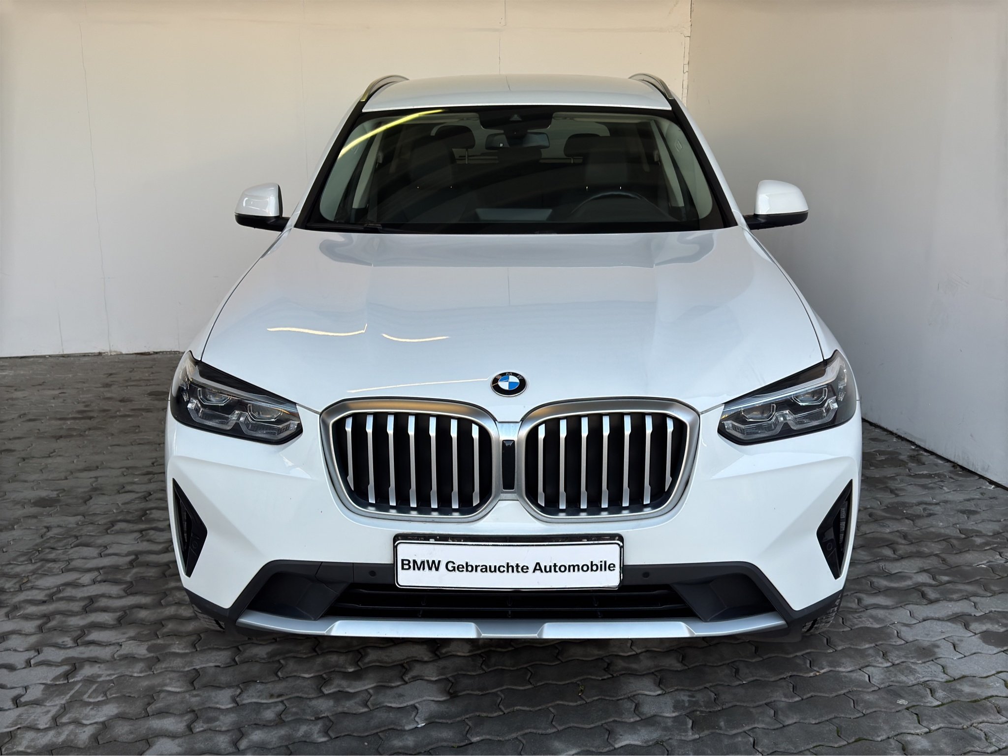 BMW X3 xDrive20iA NaviProf.LED.ParkAss.SHZ.DAB.RDA.