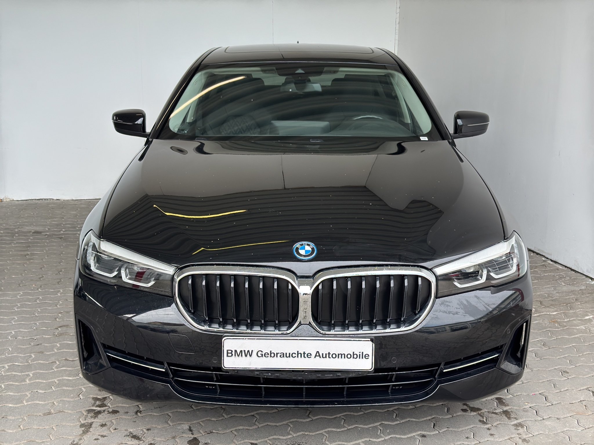 BMW 520e Lim. LiveCock.DriveAss.GSD.ParkAss.SHZ.DAB