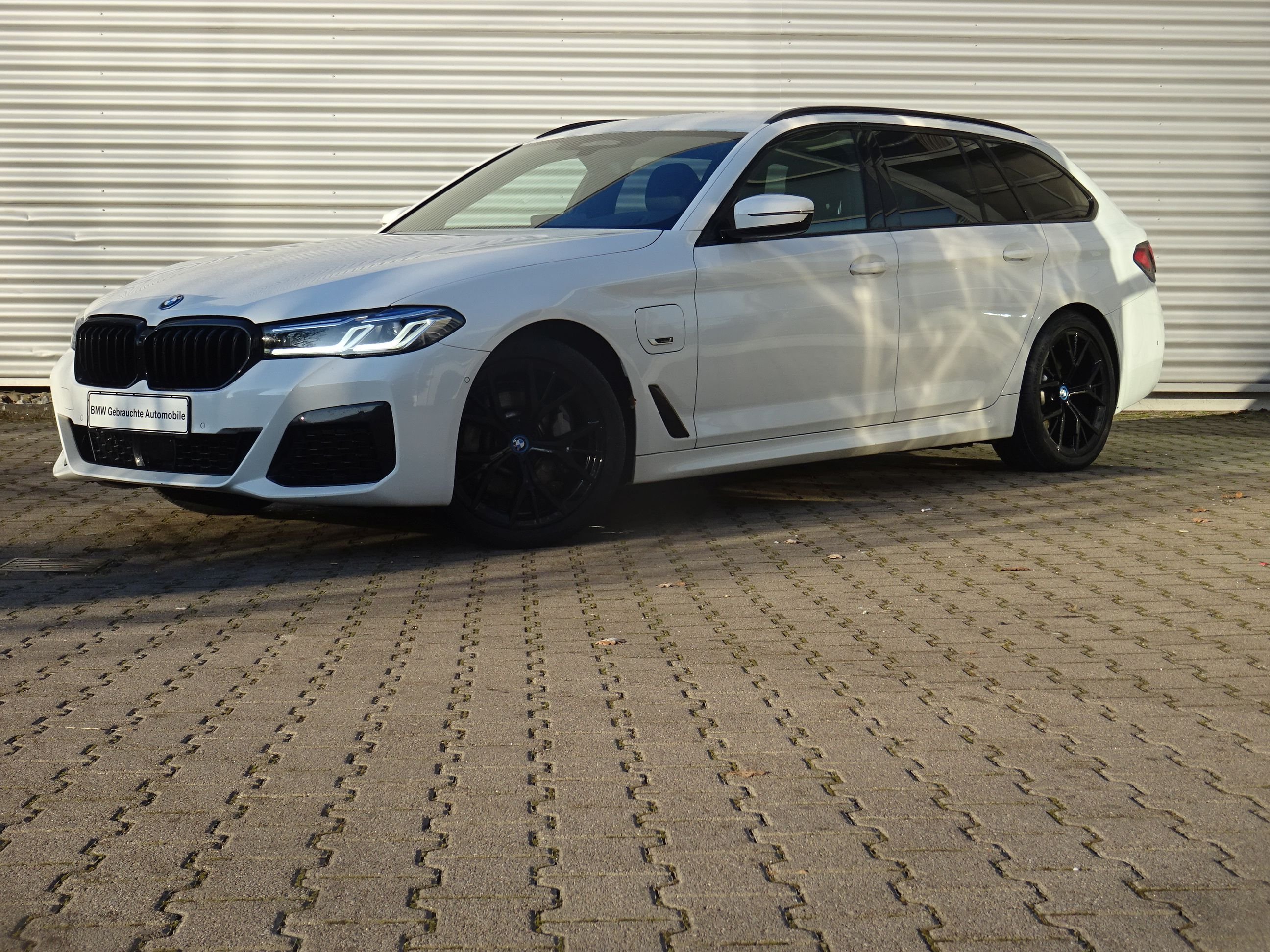 BMW 530e xDrive Tour. M Sport Laser HuD Kamera