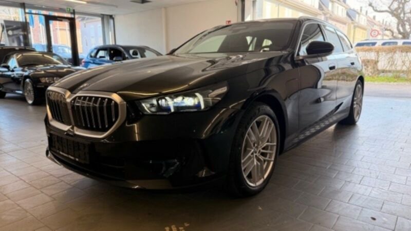 BMW 530e xDrive Touring +Comfort Paket+