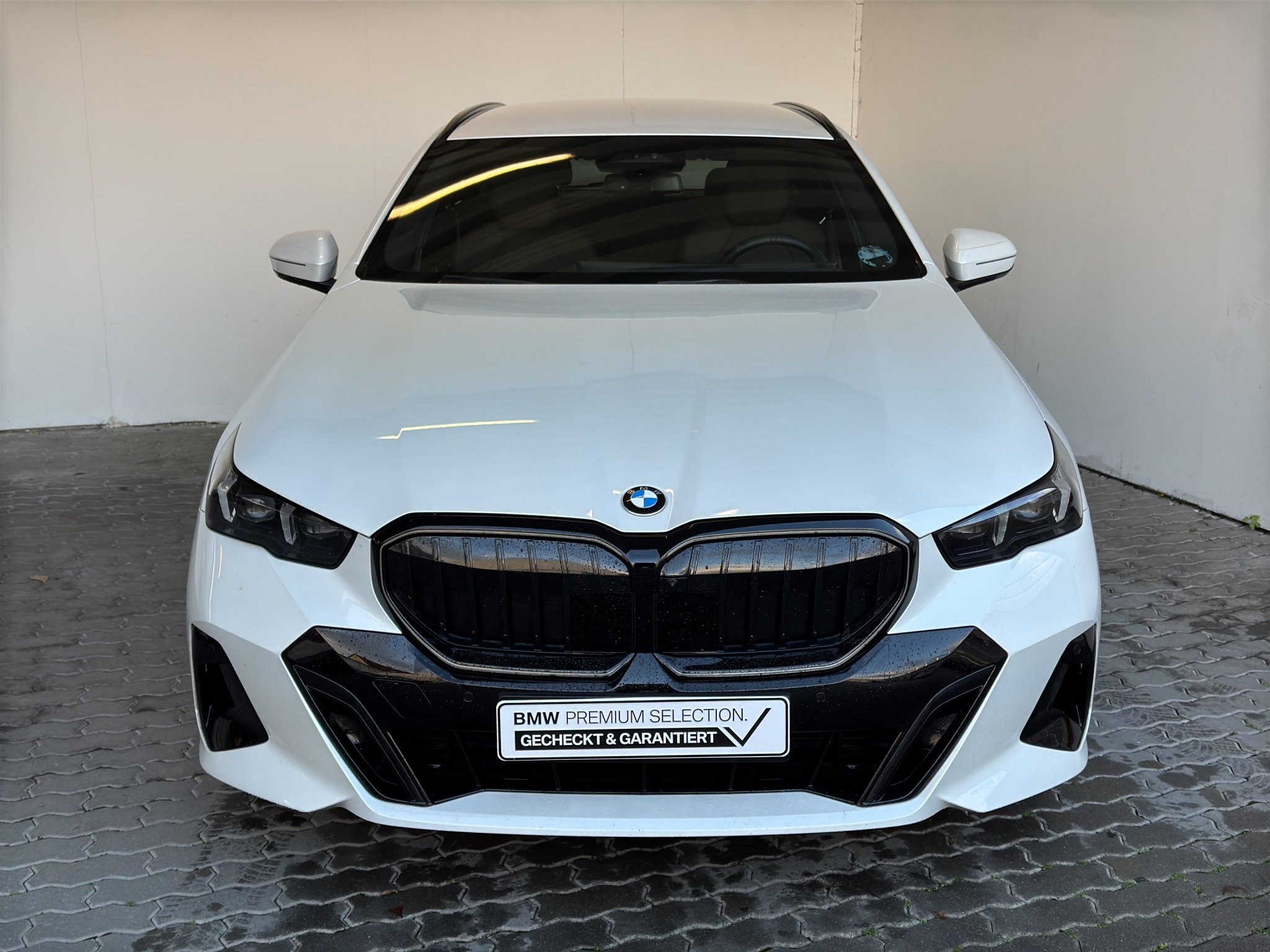 BMW 540dA xDrive Tour. M Sport Pro LiveCock.LED.AHK.