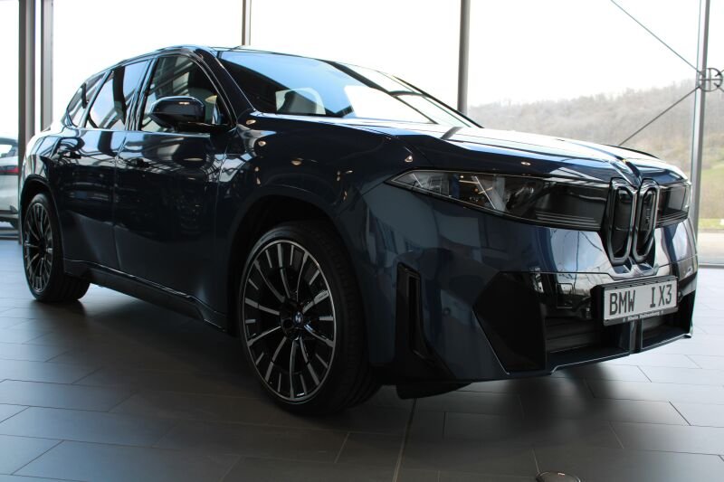 BMW iX3 50 xDrive M Sportpaket