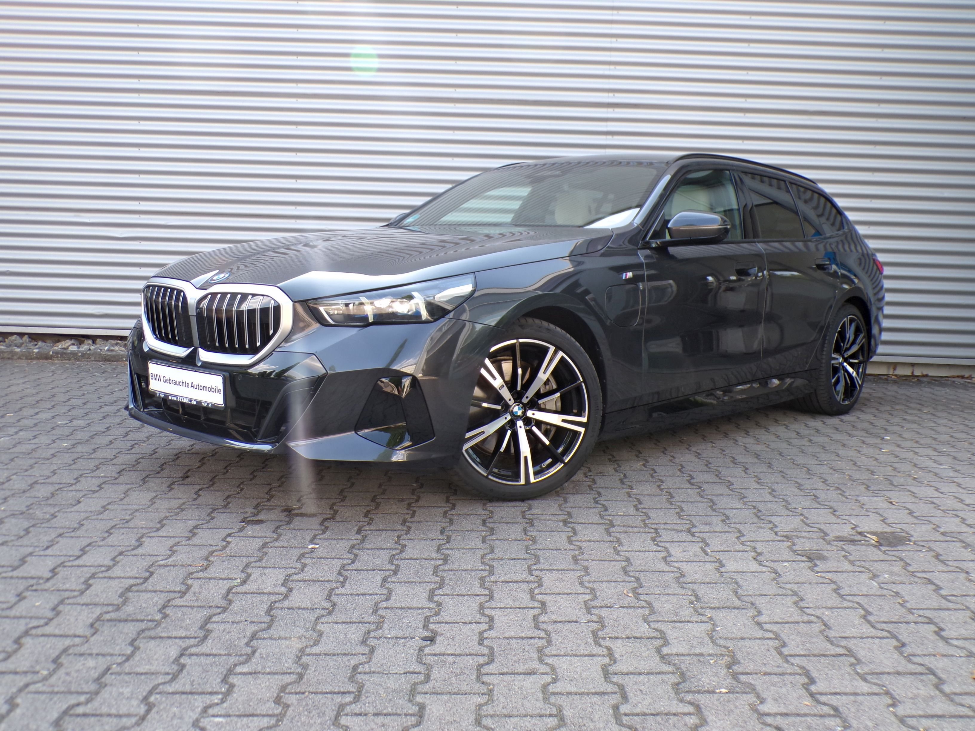 BMW 550e xDrive Tour. M Sport HiFi-h/k 360 Pano AHK