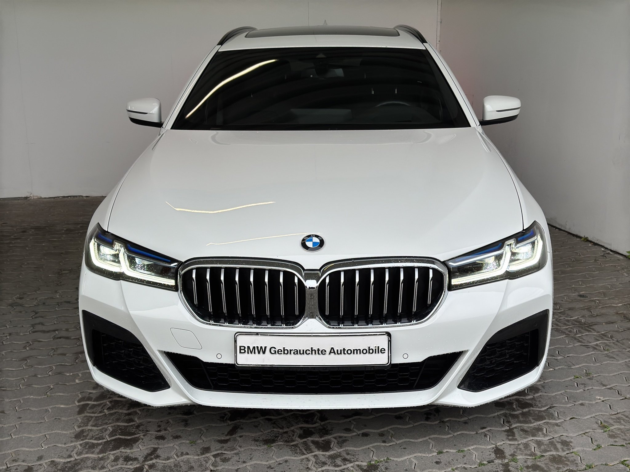 BMW 540dA xDrive Tour. M Sport LiveCock.Laser.HUD.GD