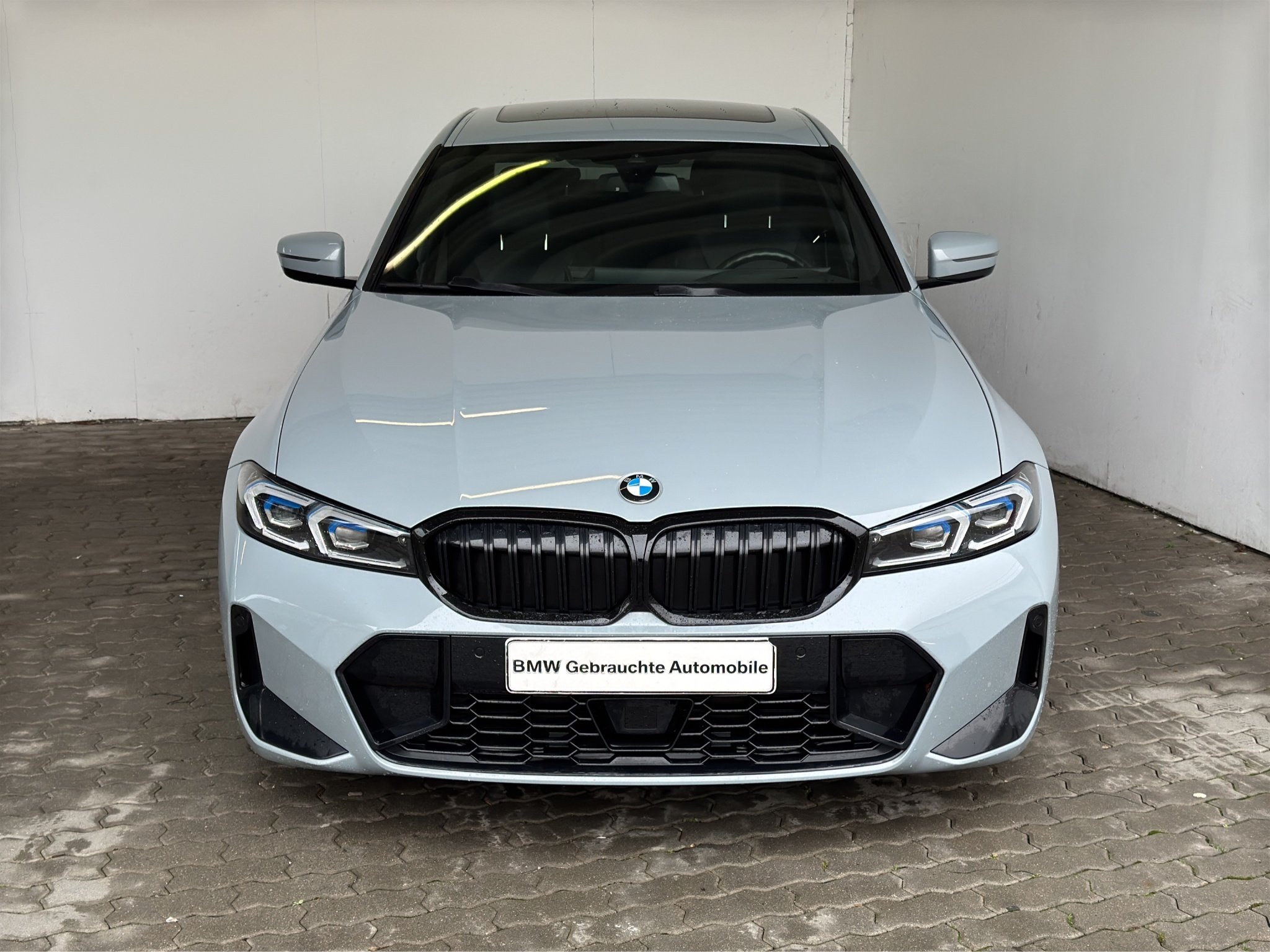 BMW 330dA Lim. M Sport LiveCock.ACC.LED.GSD.MBremse.