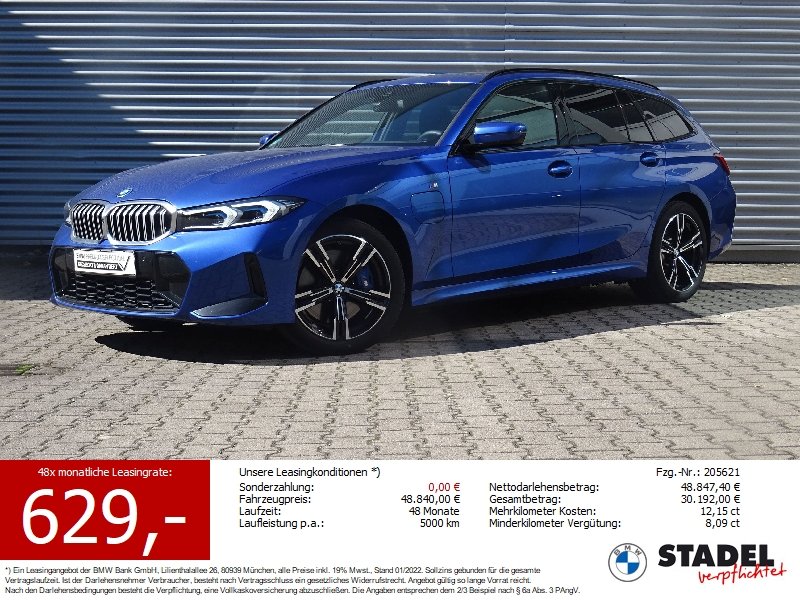 BMW 330e xDrive Tour. M Sport Pano HiFi 360Kamera