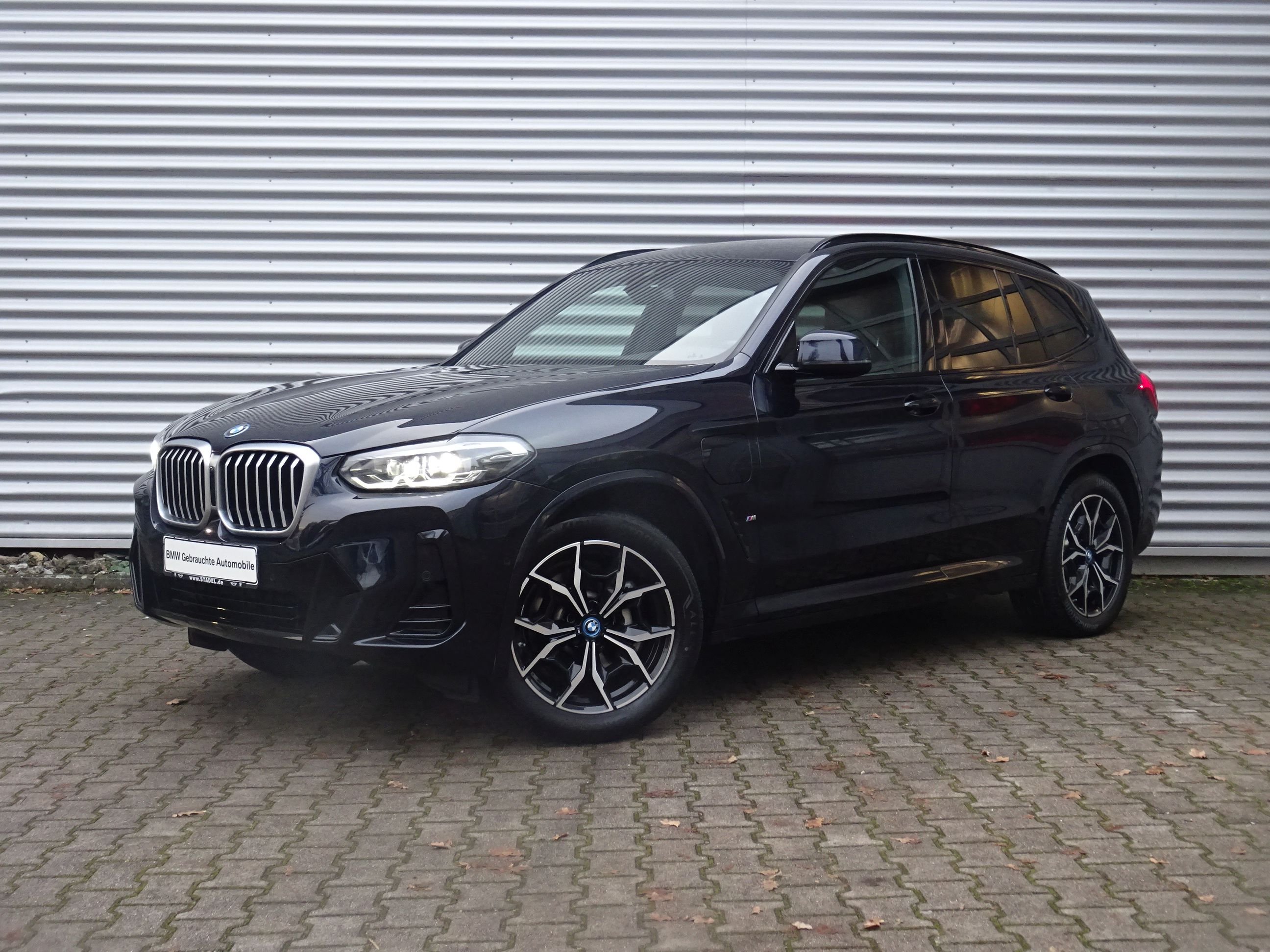 BMW X3 xDrive30e M Sport Navi Parkassist AHK HiFi SH