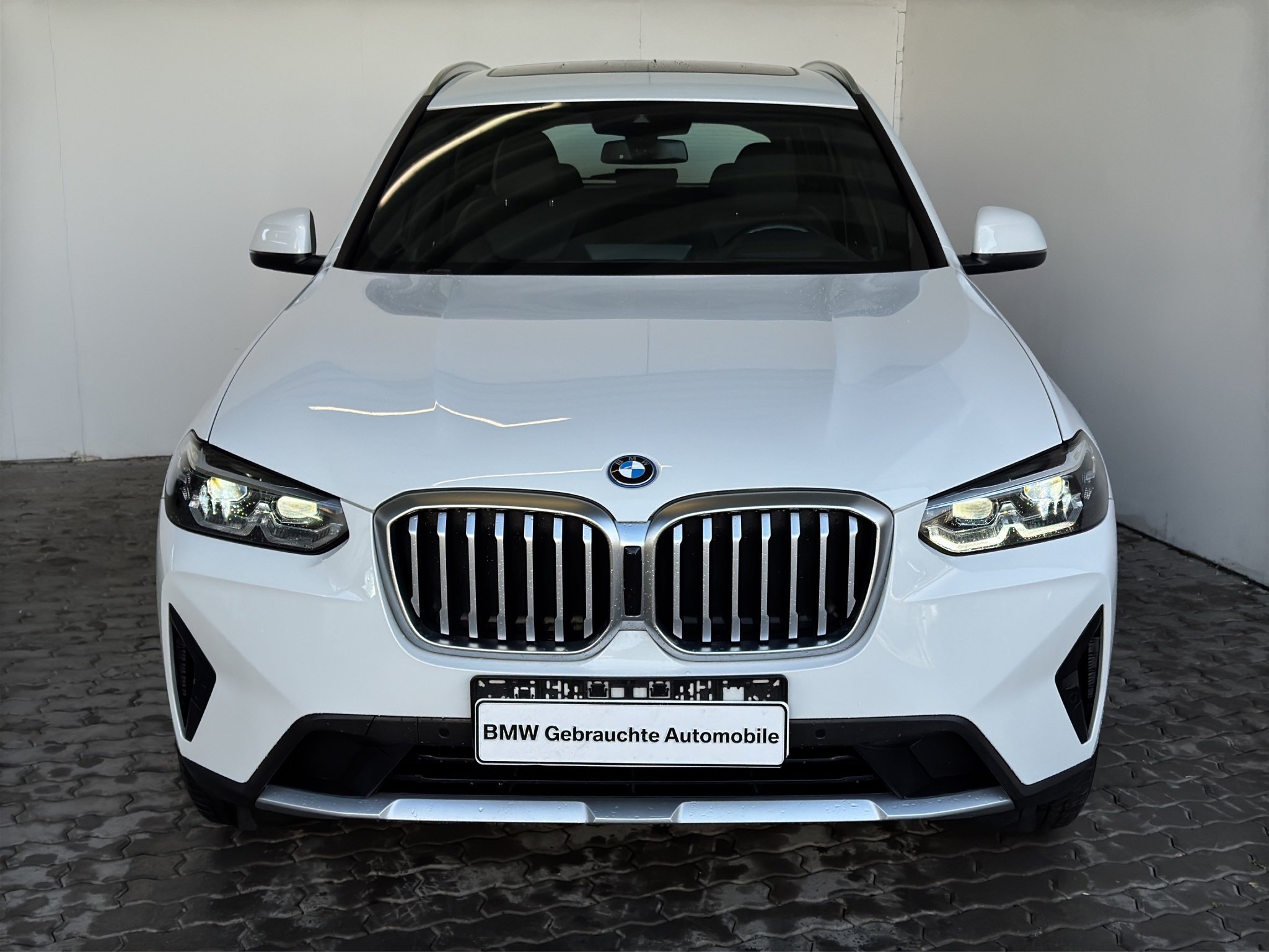 BMW X3 xDrive30e Navi.LED.HUD.GSD.DriveAss.Sportsz.